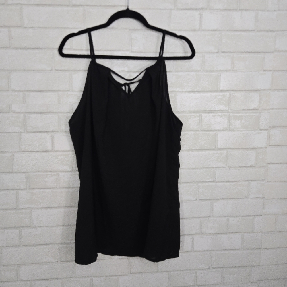 SHEIN‎ black flowy tank